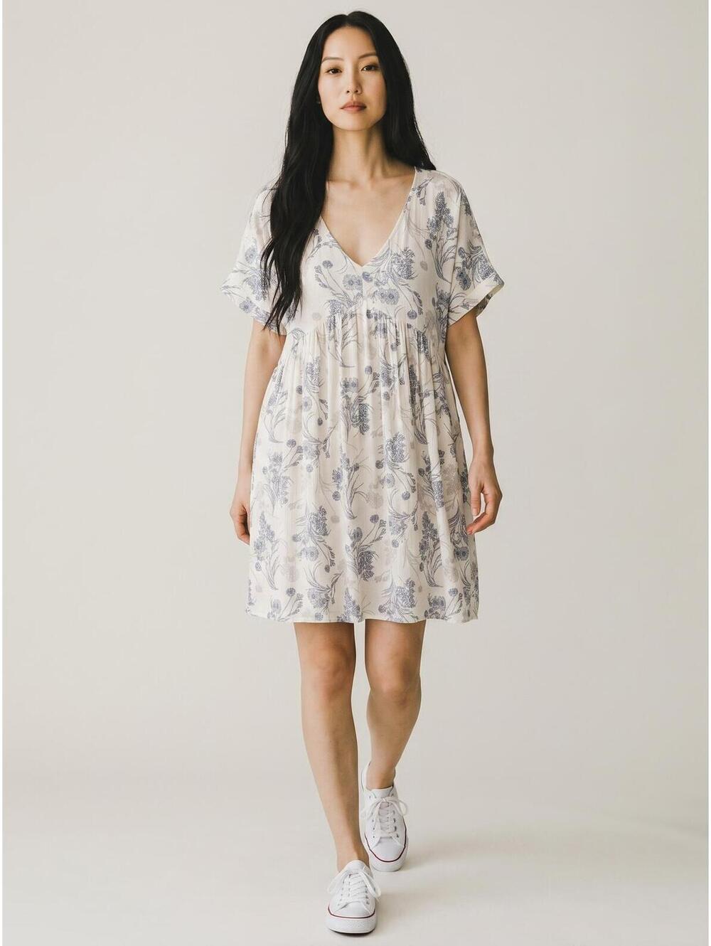 First Love by Lovelyn EUC Dress-Size Small-White & Blue